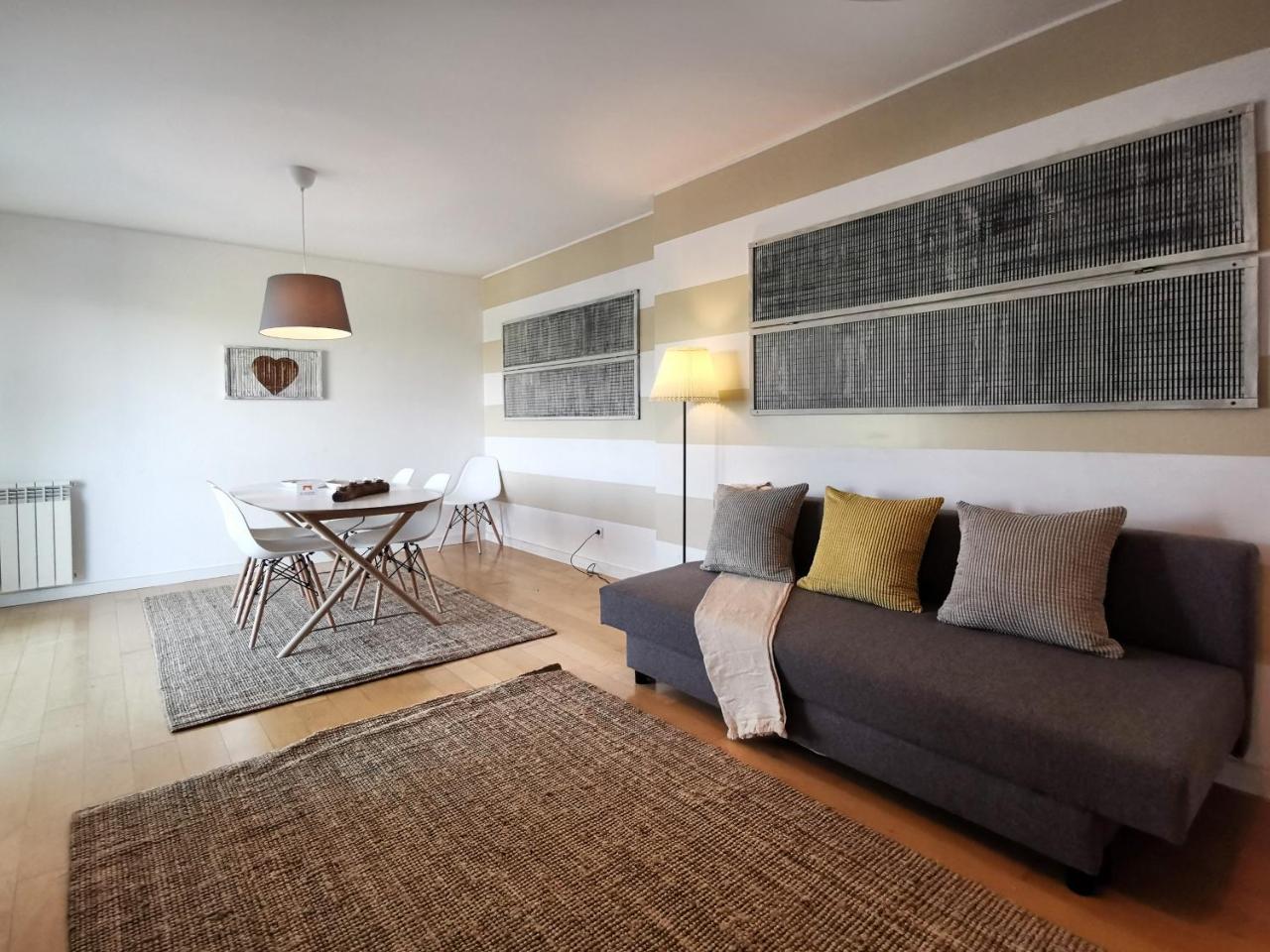 Bridge View With Balcony Apartment Sacavem Exterior photo